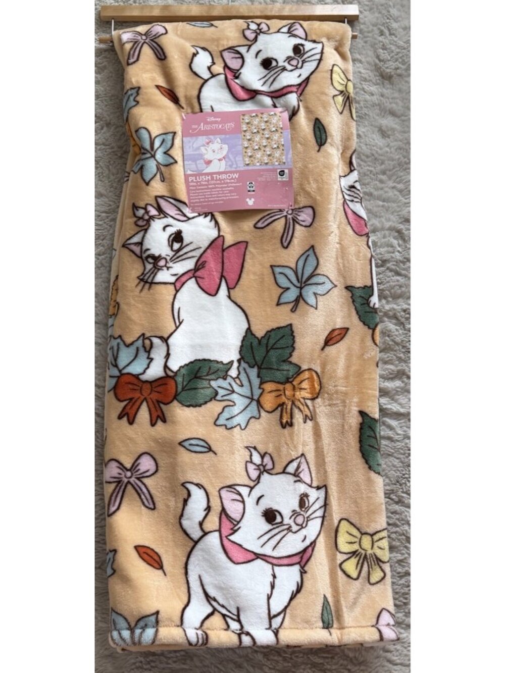 Disney Aristocats Marie Autumn Fall Leaves Bows Soft Throw Blanket 50" X 70” NEW
